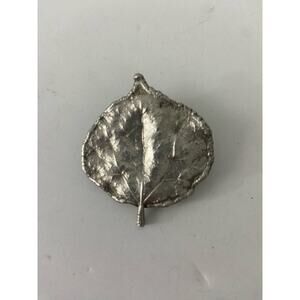 leaf brooch